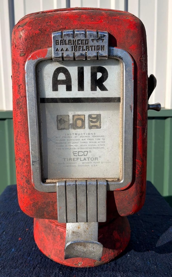 Mintex ECO Model #98 Wall Mounted Air Meter: is painted over, is a Mintex rebuilt meter with wall mounting bracket. This Item must be picked up in Wisconsin