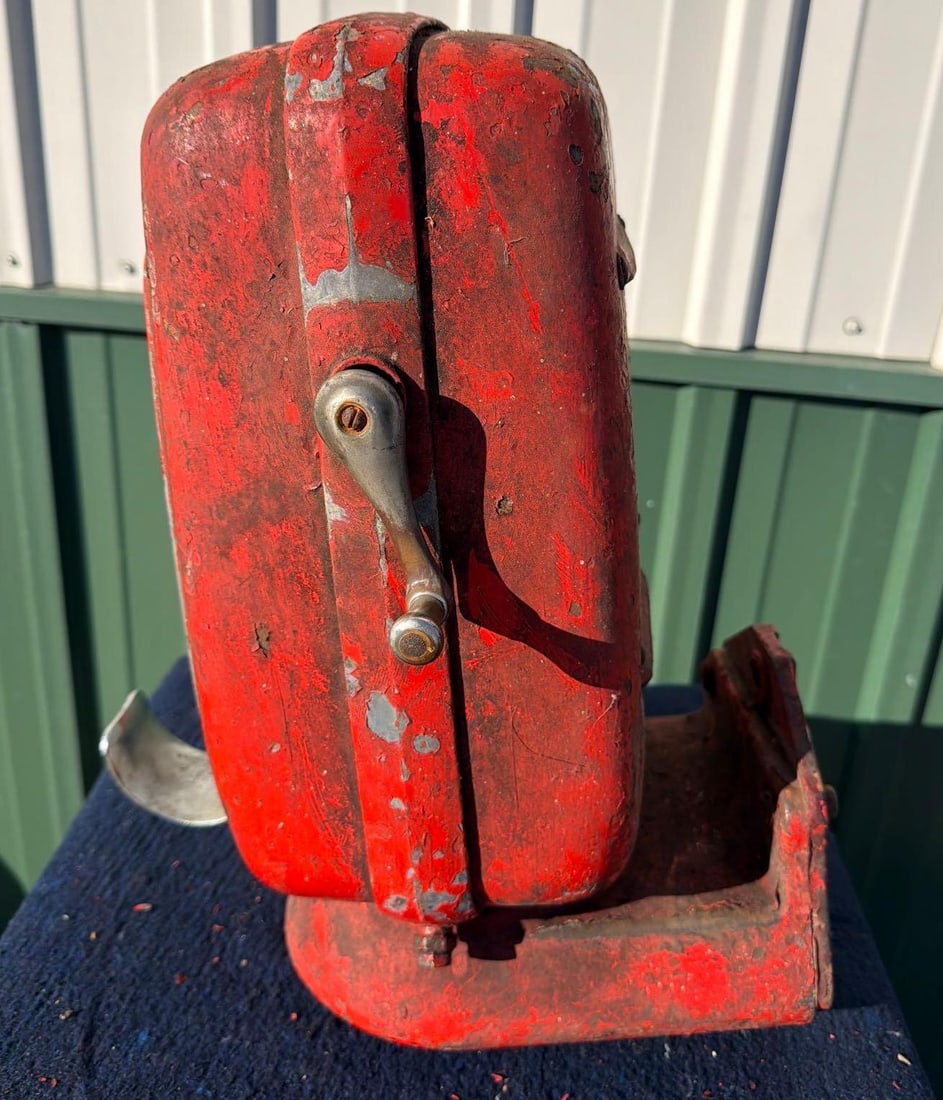 Mintex ECO Model #98 Wall Mounted Air Meter - 6