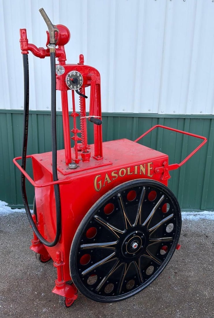 1912 Bowser Model #121 Gas Cart w/Large Wheel (restored) (1 of 7)