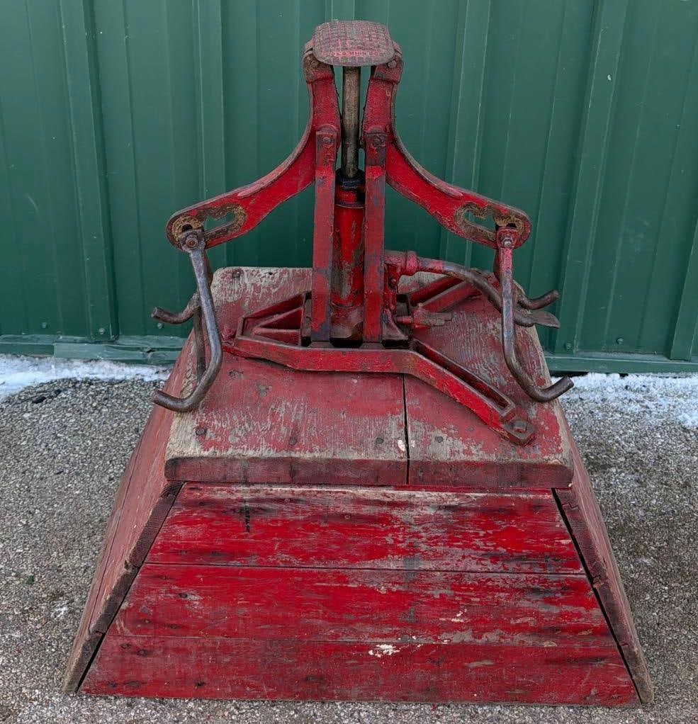 Early Floor Mounted Tire Spreader - 4