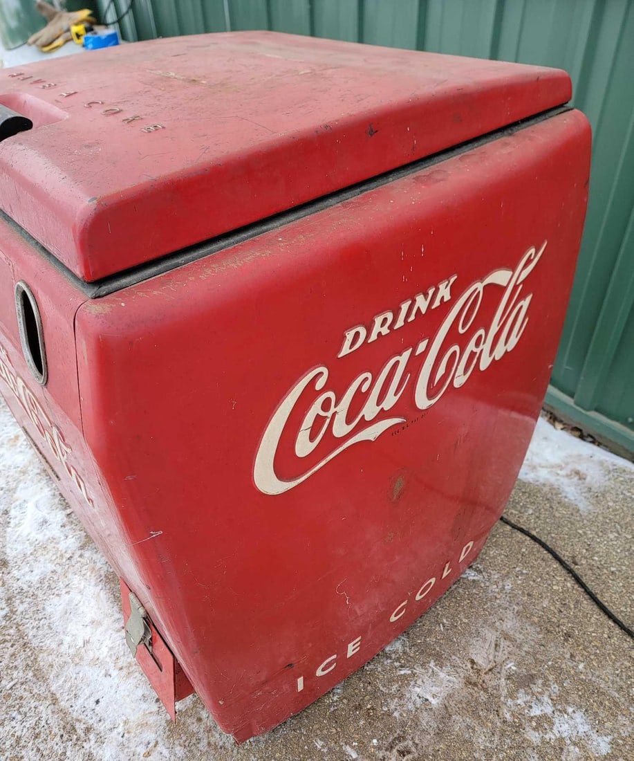 Westinghouse Model WFF Coca-Cola Cooler - 4