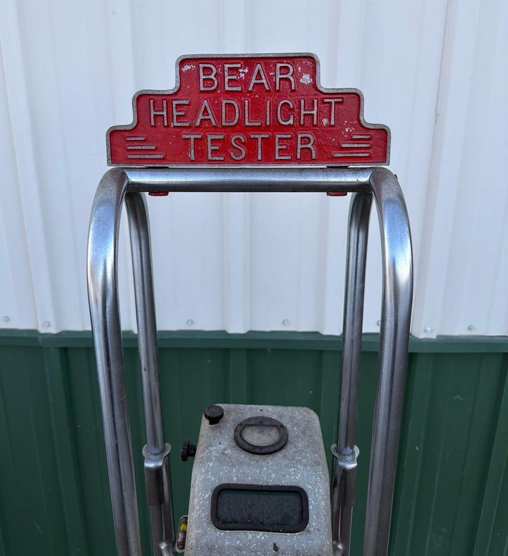 Bear Head Lamp Tester Stand - 2