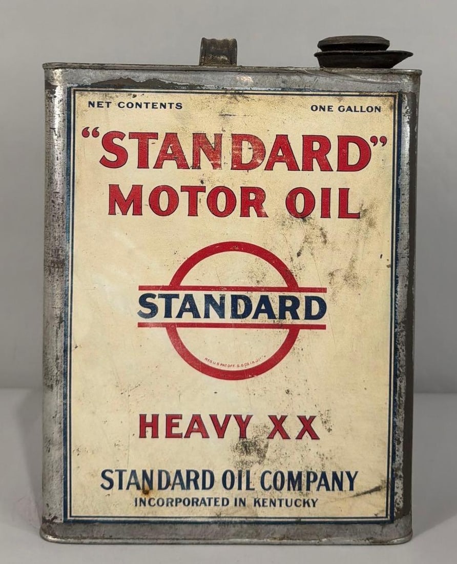"Standard" Motor Oil One Gallon Metal Can (1 of 4)