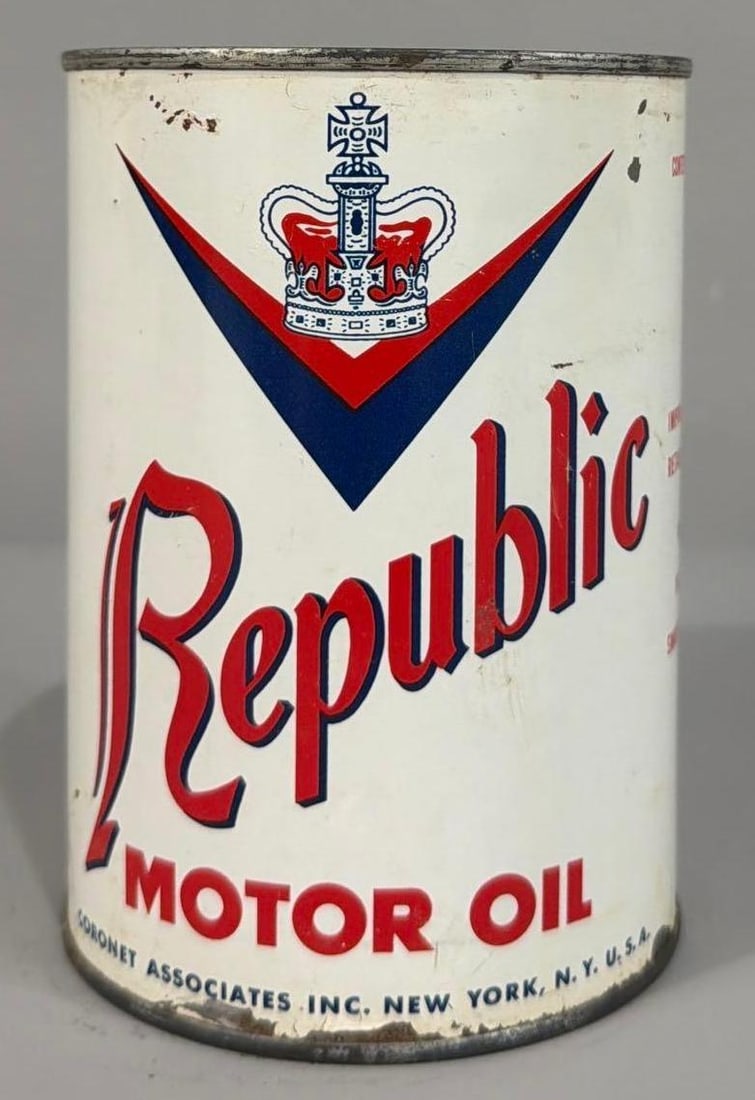 Republic Motor Oil Quart Round Metal Can (TAC) (1 of 4)