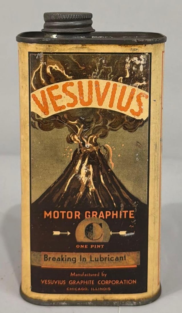 Vesuvius Motor Graphite w/Image Pint Metal Can: rated 8, the one pint metal can, is empty, has light soiling.