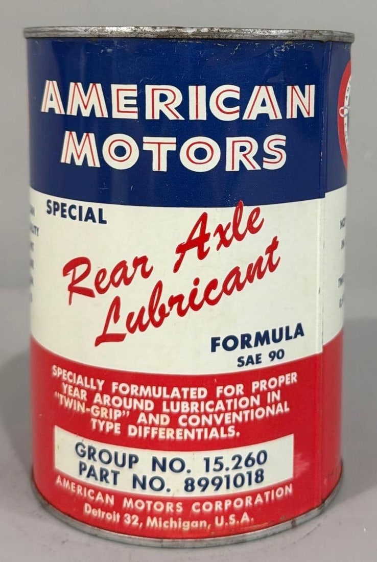 American Motors Rear Axle Lubricants Quart Metal Can: rated 8.9, the one quart round metal can, crimped seam, is empty. has light wear.
