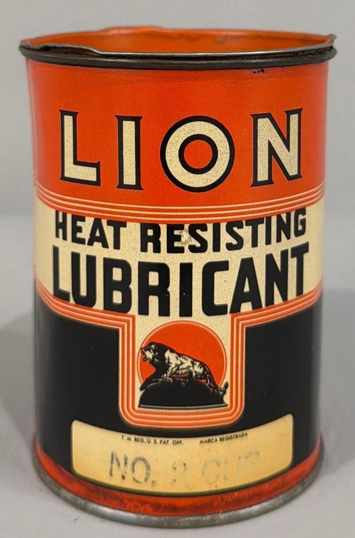 Lion Grease One Pound Metal Can (1 of 3)
