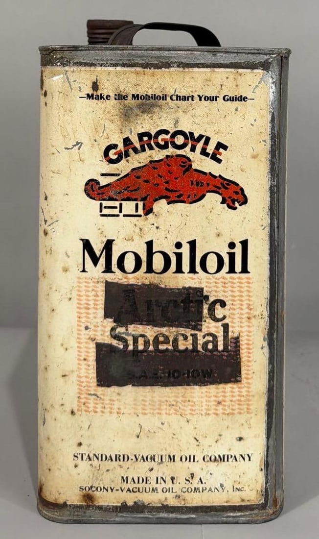 Mobiloil w/Gargoyle w/Foreign Writing One Gallon Can: rated 7.5, the one gallon square metal can, is empty, has wear and spots.