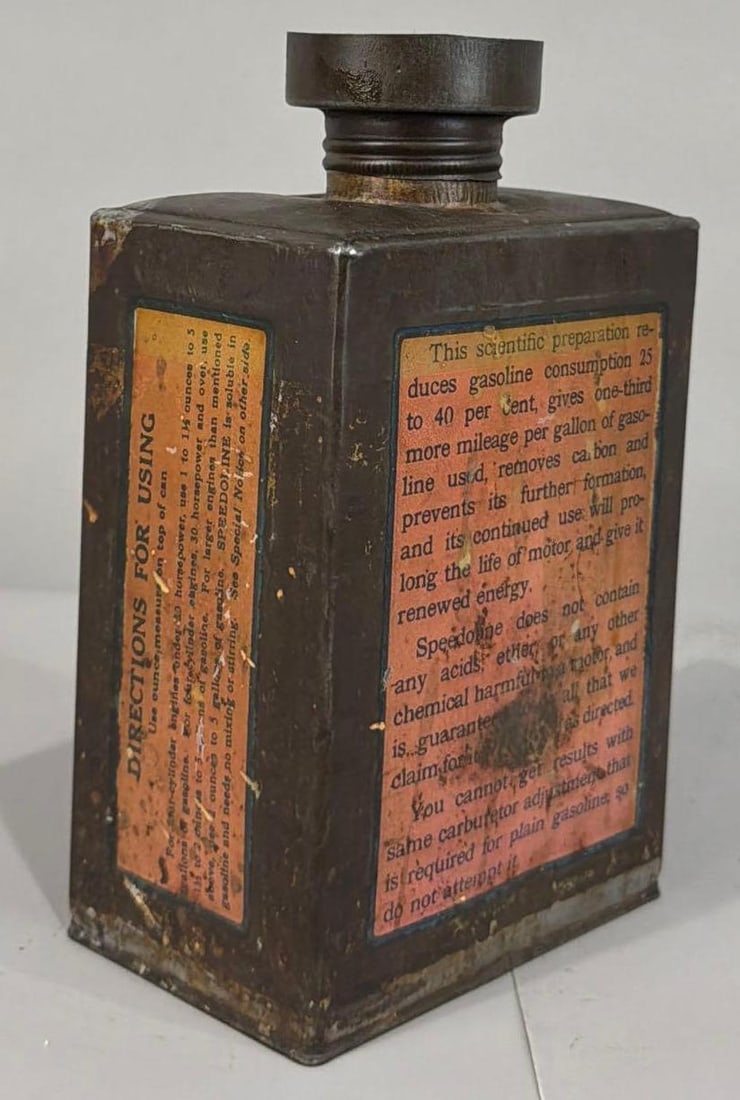 Speedoline w/Car Quart Metal Can - 3
