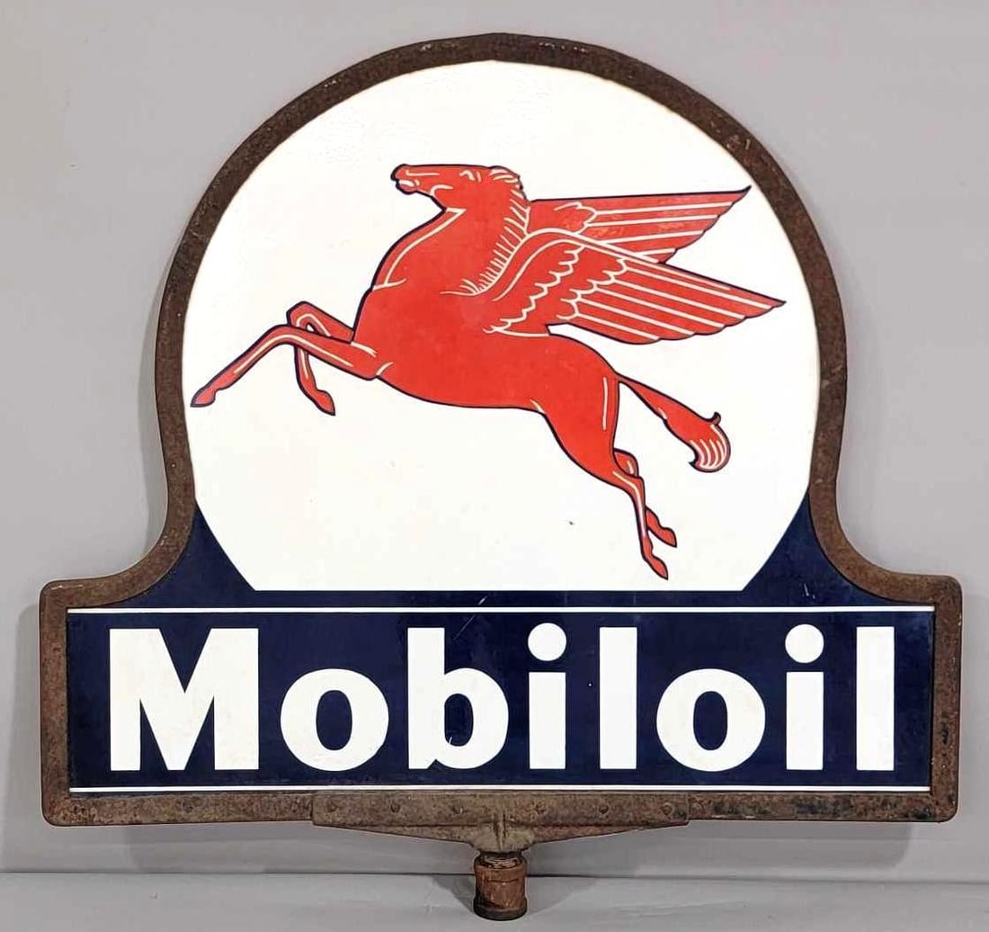 Mobiloil w/Pegasus Porcelain Key-Hole Curb Sign (TAC) (1 of 7)