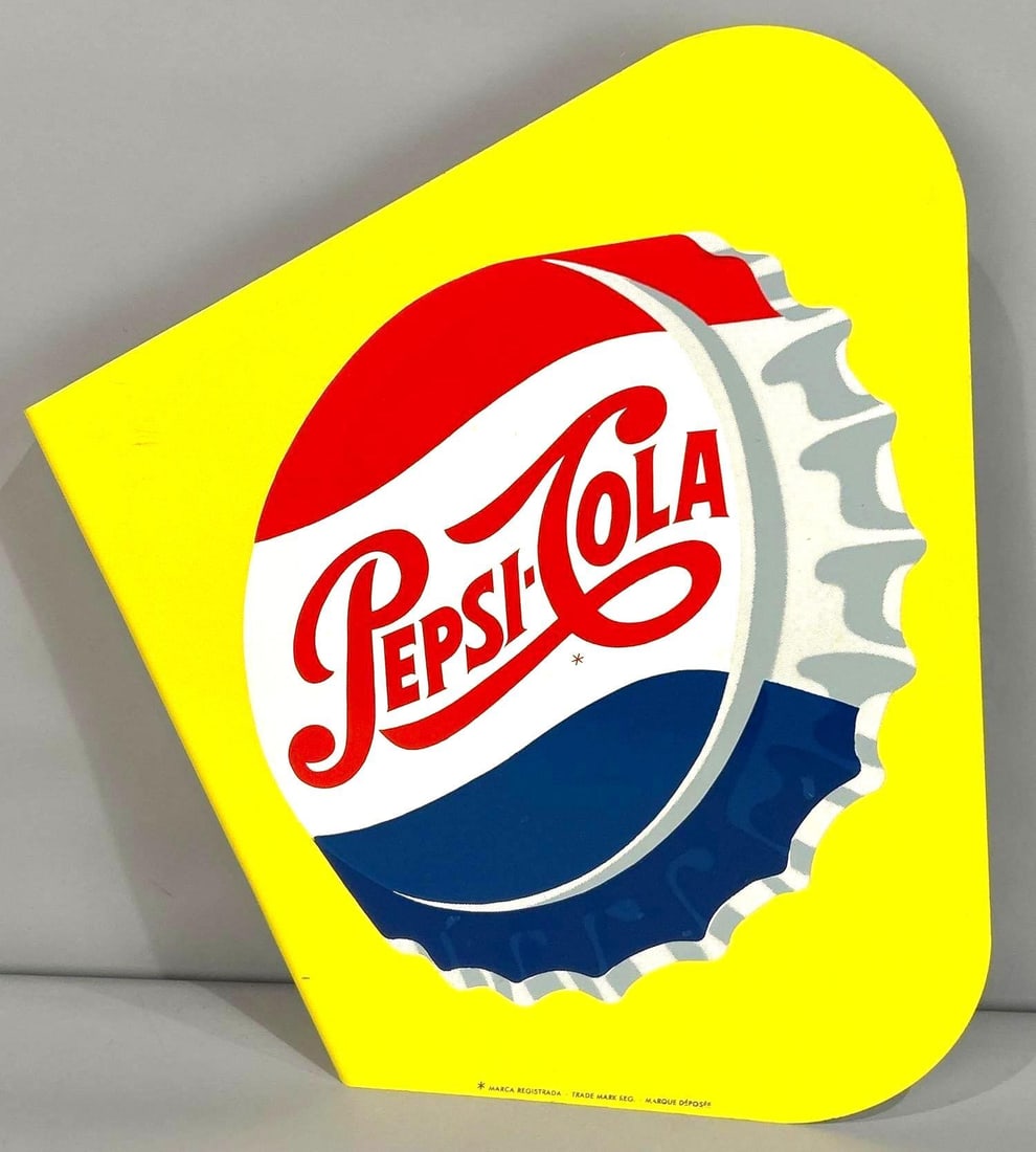 Pepsi-Cola Painted Metal Flange Sign W/ Bottle Cap Graphic (1 of 9)