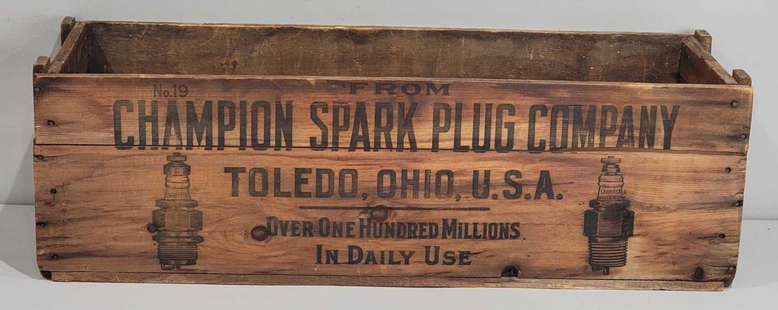 Champion Spark Plug Wood Crate (1 of 4)
