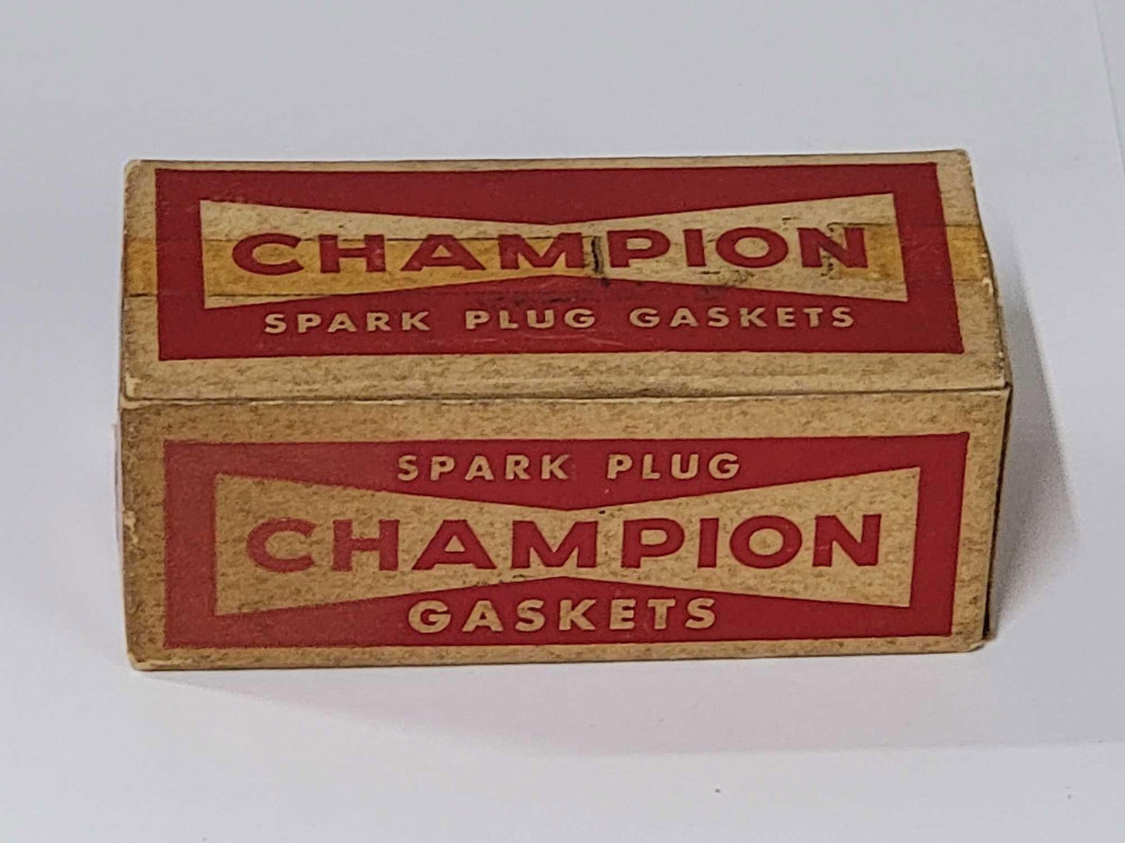 Champion Spark Plugs Gasket in Cardboard Box (1 of 3)
