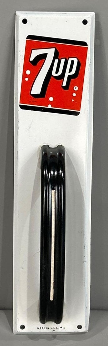 Seven Up Door Pull W/ Logo Graphic (1 of 2)