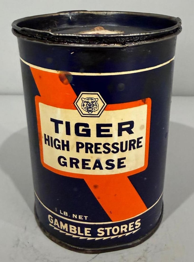 Tiger High Preasure Grease Metal Can: rate 8.25, the one pound metal grease can has good color and shine