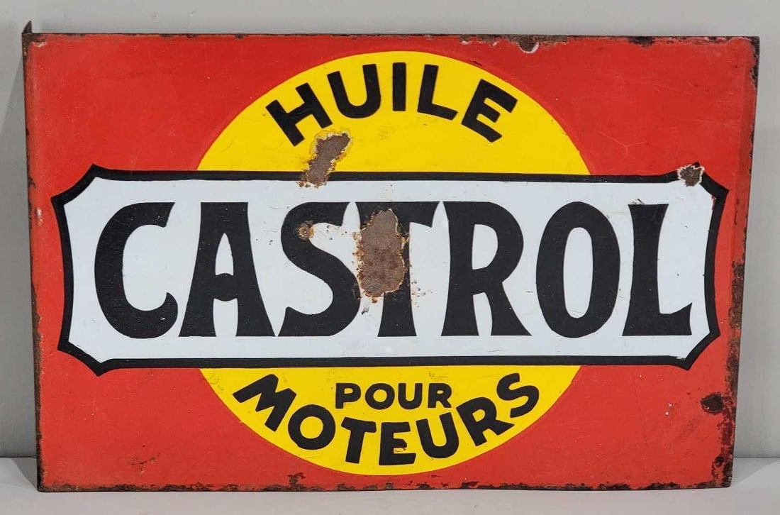 Castrol Huile Pour Moteurs Porcelain Flange Sign (TAC): rated 7, 13.5"x20.5", the porcelain flange sign has good color and some gloss, has chips and wear in the field, chips around the perimeter. Rarity 3. TAC #063275