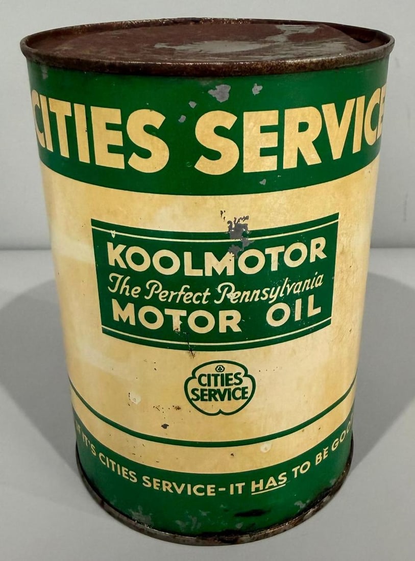 Cities Service KoolMotor Metal Quart Can: rate 7.9, the metal quart can has good color, does show wear and is empty