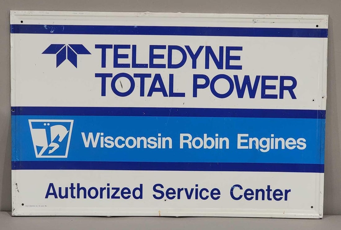 Wisconsin Robin Engine Metal Sign: rated 8, 23"x35", the SST embossed sign has godo color, has light wear and fine scratches, marked Stout.
