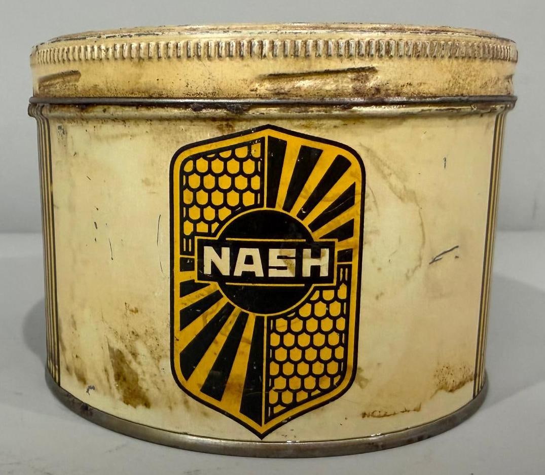 Nash Special Lubricant Metal Can: rate 8, the one pound metal can has good color and shows some soiling 