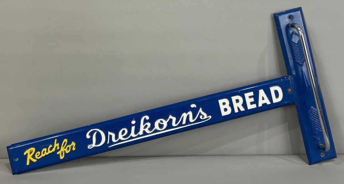 Reach for Dreikorn's Bread Metal Door Push Sign (TAC): rated 8, 15"x30", the metal door push has good color, has wear and fine scratches. TAC #062897