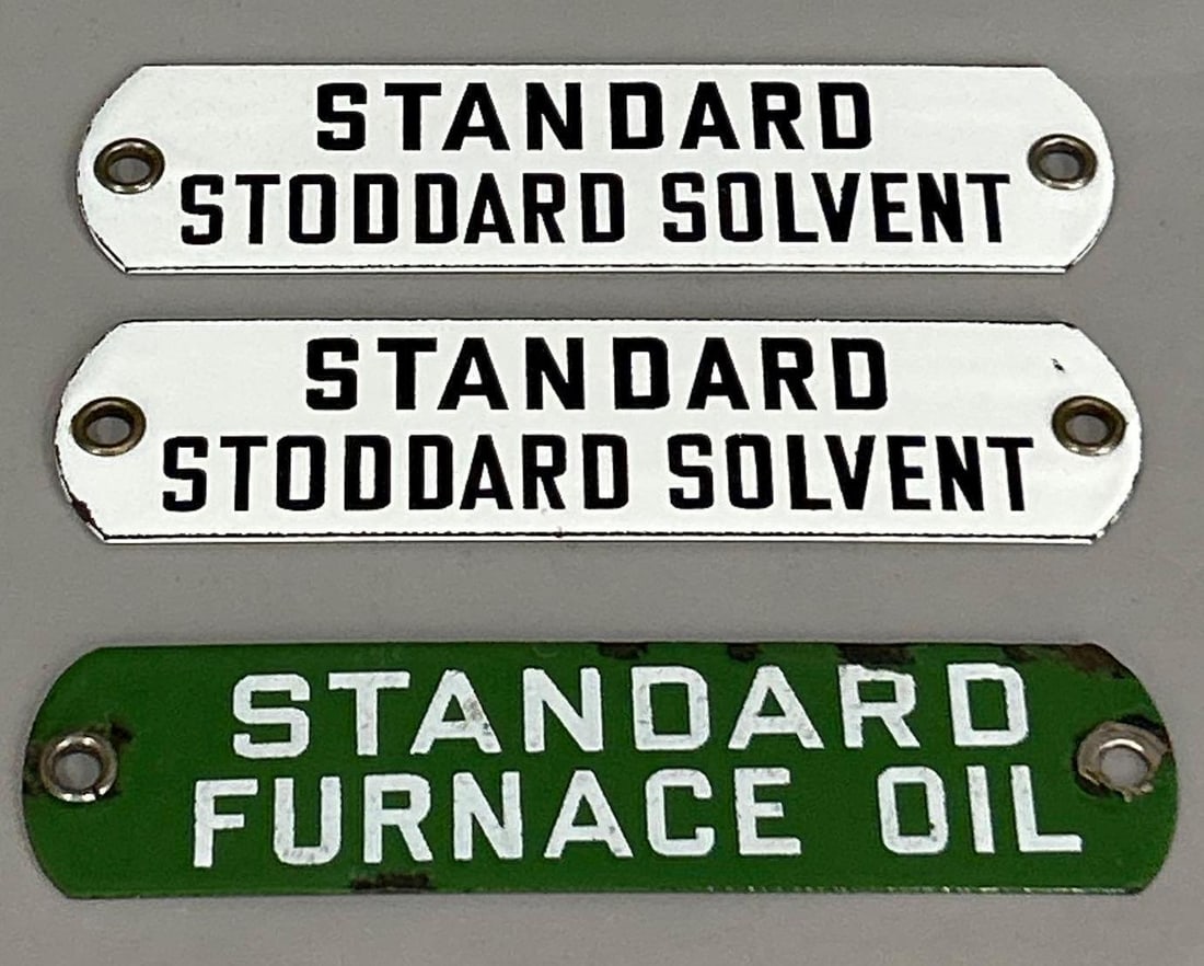 3 Standard Porcelain Tag Signs: Rated 9, 9, 8. 1.5" x 6". These 3 SSP tags have good color and gloss. Standard furnace oil has porcelain chips. Rarity 2. 