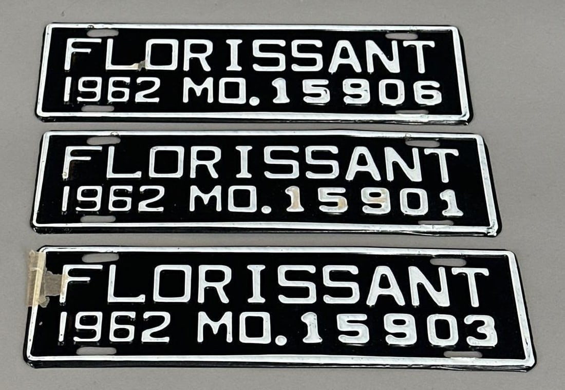 3 Florissant Missouri Stamped Metal Plates (including 15901): Rated 9.0,9.0,9.0. 3" x 10". These 3 SST signs have excellent color and gloss with minor rice paper stains present. Rarity 3.