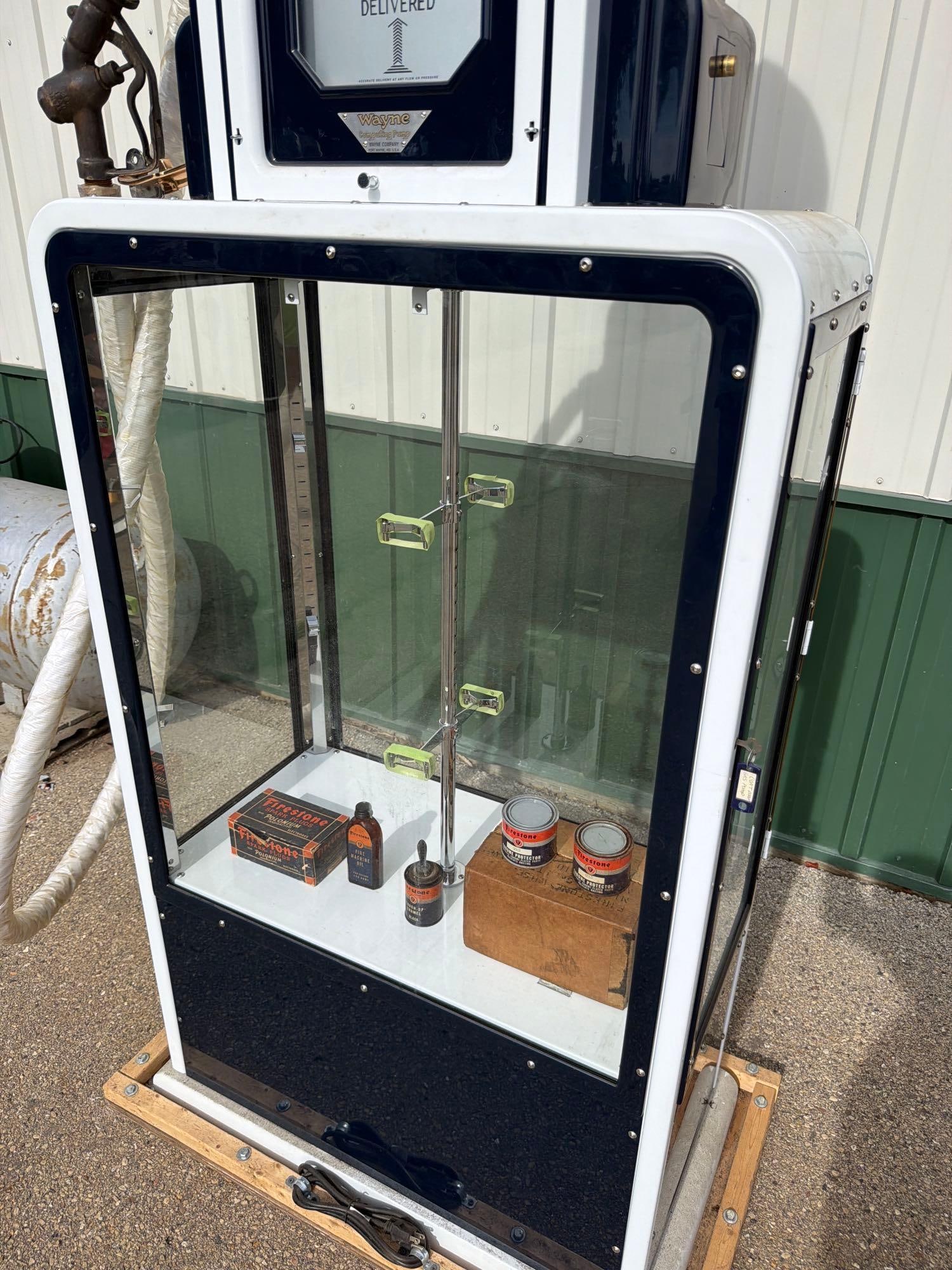 Wayne Model #50 Computing Showcase Gas Pump (restored) - 3
