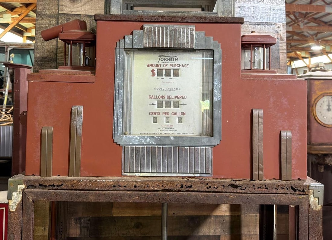 Tokheim Model ADC Computing Show-Case Gas Pump - 3