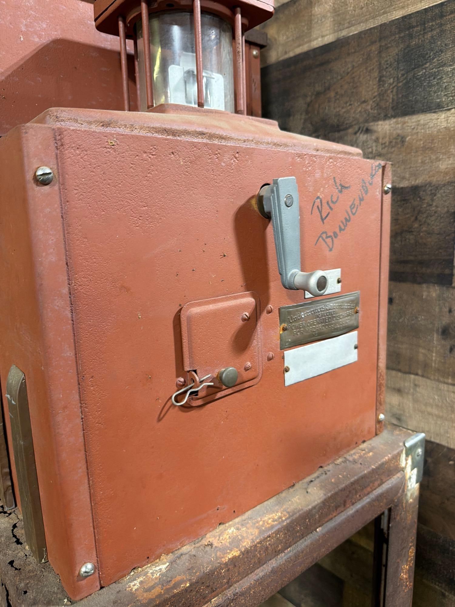 Tokheim Model ADC Computing Show-Case Gas Pump - 7