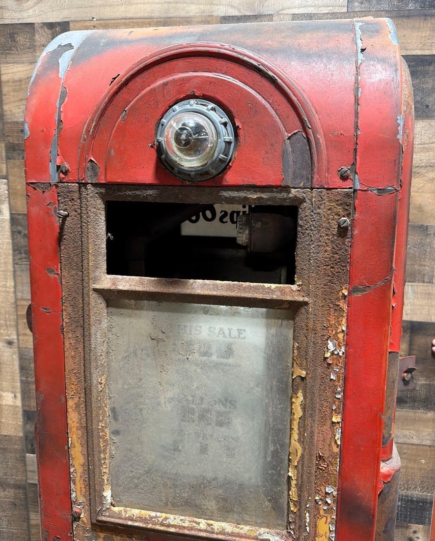 Wayne Model #60 Computing Gas Pump - 9