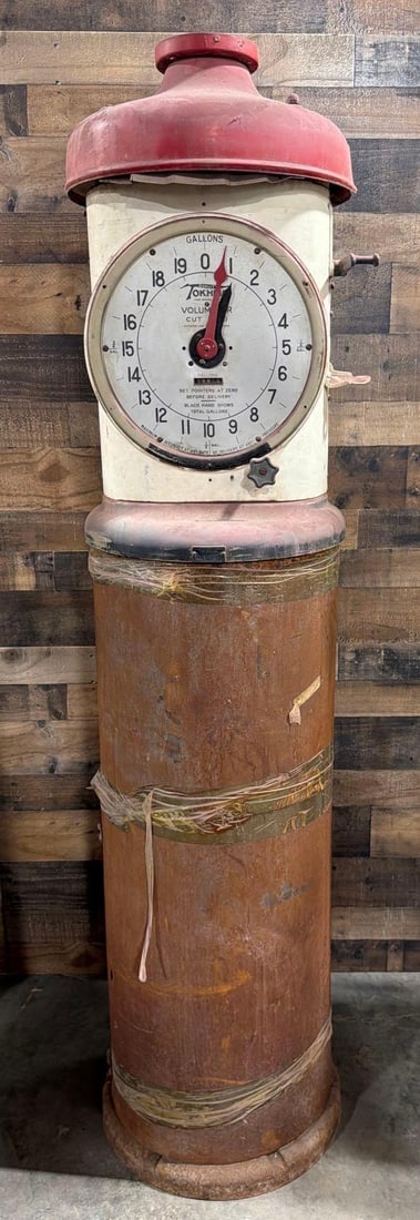 Tokheim Model #850 Clock Face Gas Pump (round): the pump is in as found condition, the skins have old packing tape holding them on, is missing it's glass bezels, has pump.