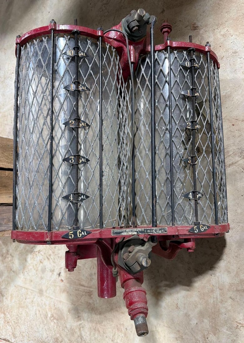 Fleckenstein Double Five Gallon Visible Gas Pump Attachment: the double-five gallon gas pump attachment, has one broken cylinder, other is good. See photos.