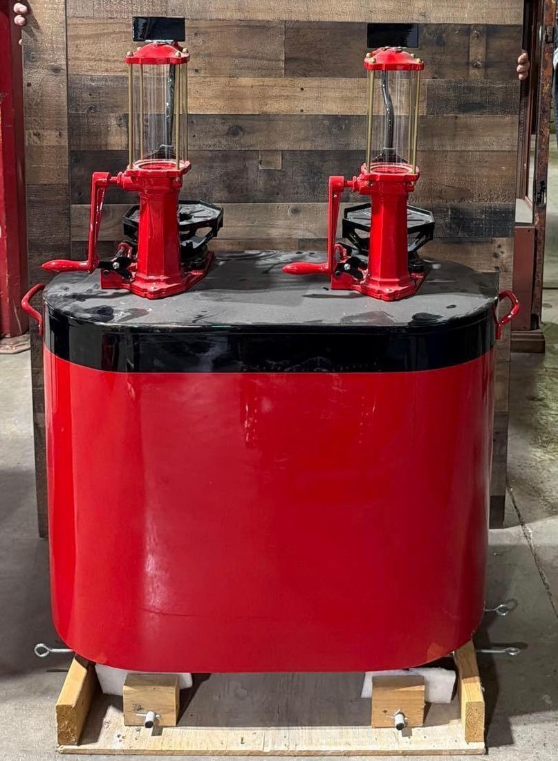 National Two Lubster (restored): the lubster has been professionally restored, has glass cylinders, is missing it's wheels.