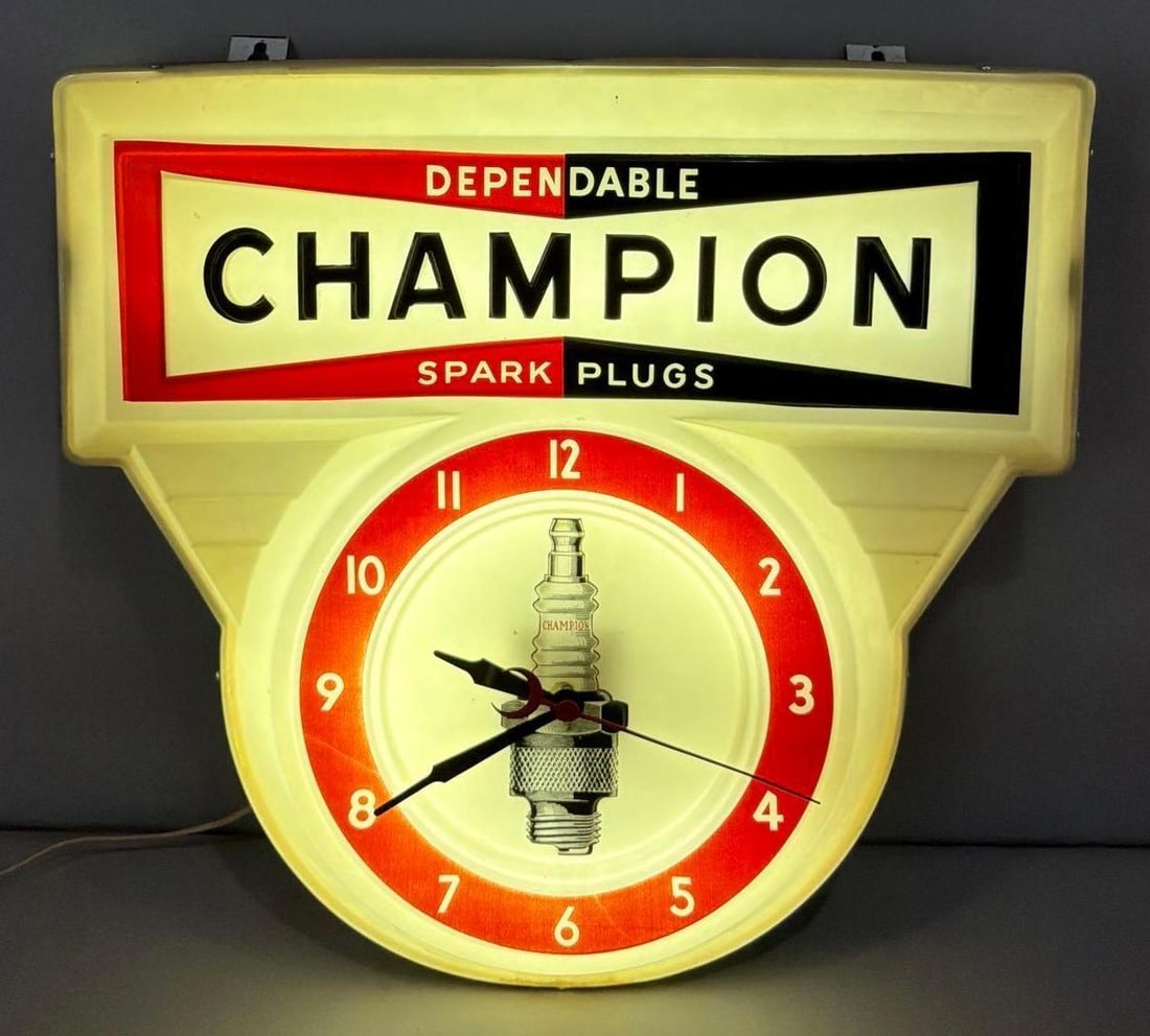 "HARD TO FIND" Dependable Champion Spark Plugs Plastic Lighted Clock (TAC) (1 of 6)