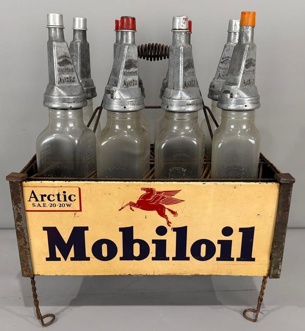8-Mobiloil Filpruf Oil Bottles and Holder (1 of 4)