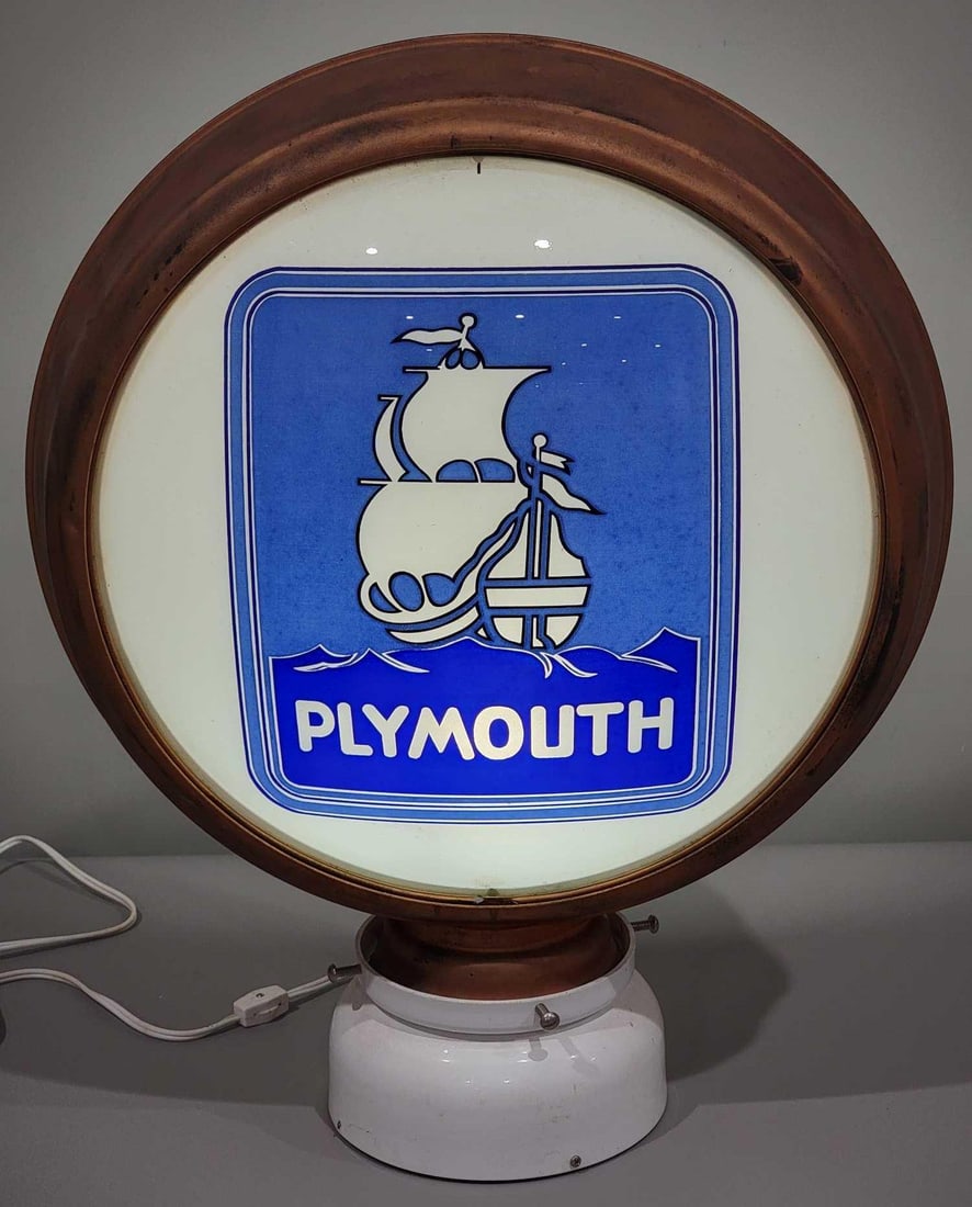 Plymouth (auto) w/Ship Logo 16.5" Single Globe Lens (TAC): rated 9.5, the 16.5"D., single globe lens is in excellent condition, is mounted in an original HP metal globe body. rarity 6. TAC #0252112