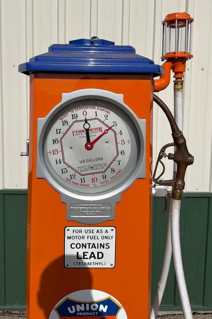 Ferro-Meter Model #? Clock Face Gas Pump (restored) - 2