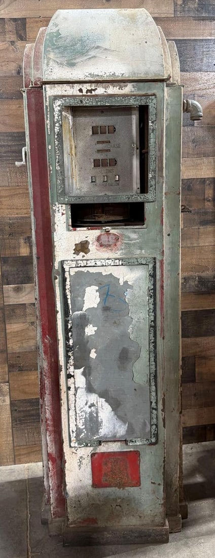 Southwest Model #712CSP Computing Showcase Gas Pump - 3