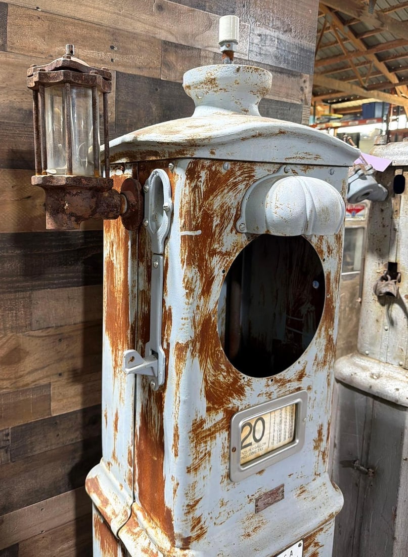 American Model #277 Clock-Face Gas Pump - 6