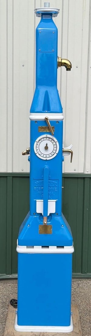 Bowser "Pacemaker" Clockface Gas Pump (restored) (1 of 14)