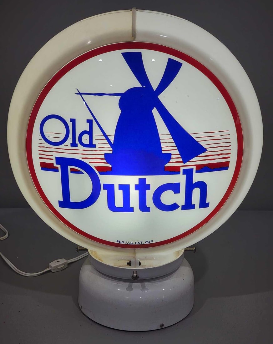 Old Dutch (gasoline) w/Logo 13.5" Globe Lenses (TAC): rated 9.5, the 13.5"D., globe lenses are both in excellent condition, mounted in an original white Capco globe body. TAC #025264