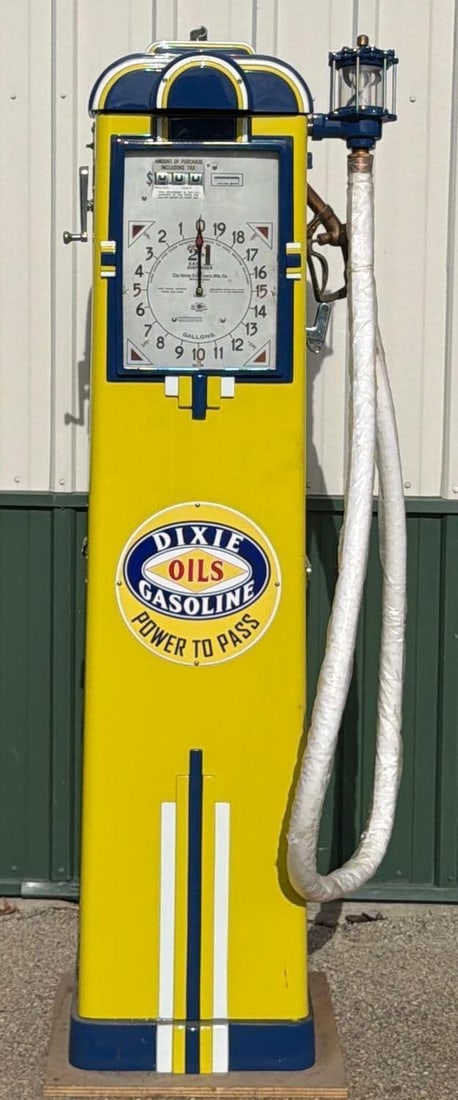 Hayes Clockface Cash Recorder Gas Pump (restored) (1 of 14)