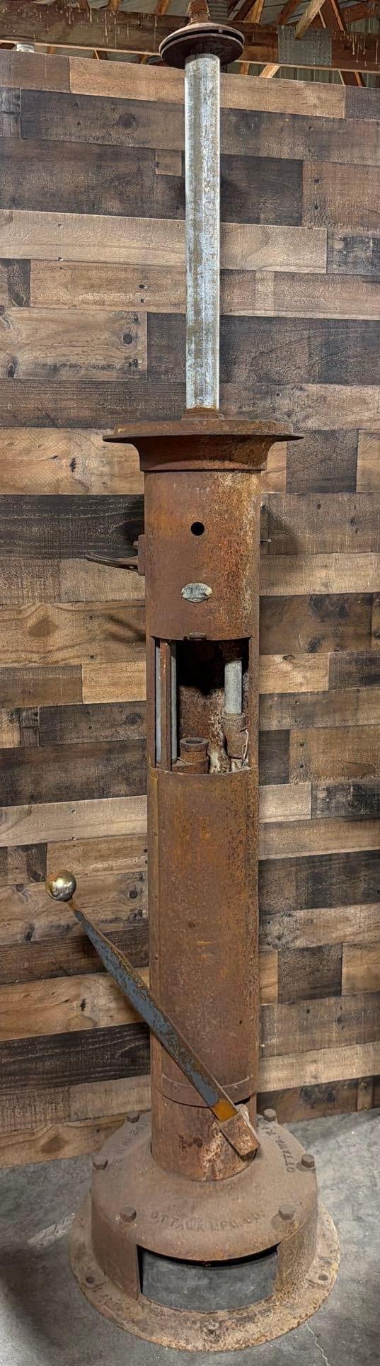 Ottawa "Stove Pipe" Ten Gallon Visible Gas Pump: in as found original condition, comes with good glass cylinder, is missing it's top and bonnet.