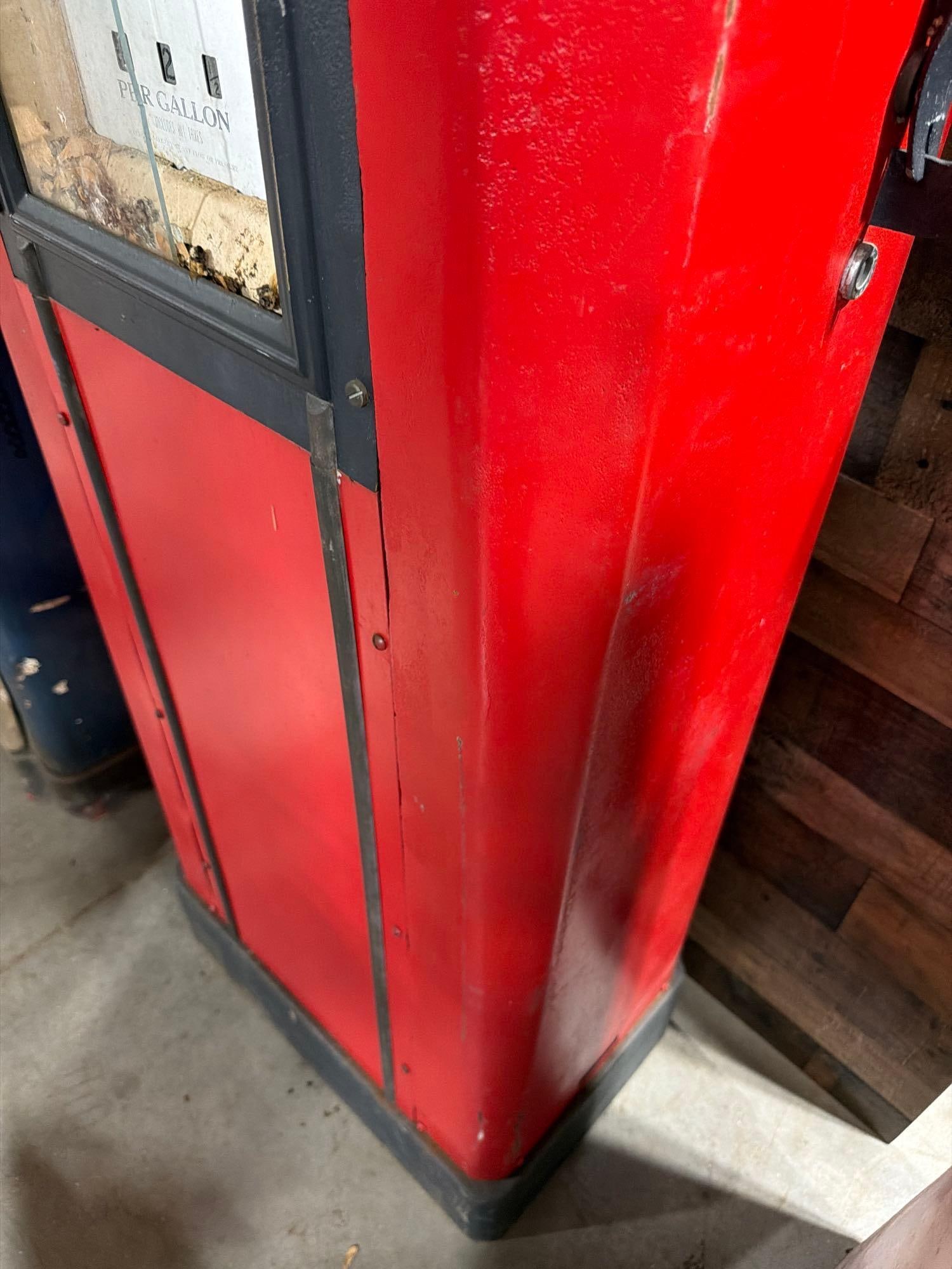 Wayne Model #60T Computing Gas Pump - 10