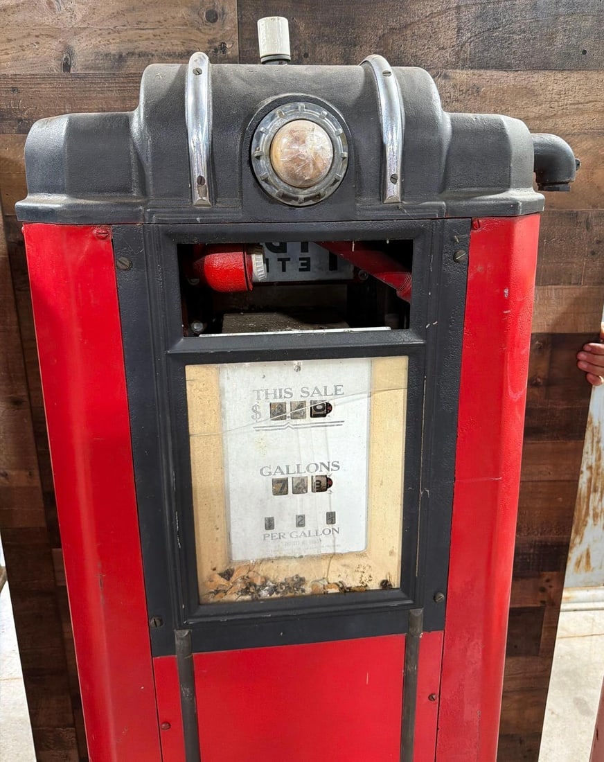 Wayne Model #60T Computing Gas Pump - 8