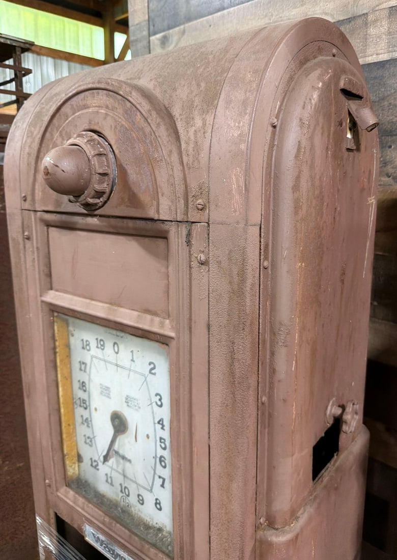 Wayne Model #866 Clockface Gas Pump - 6