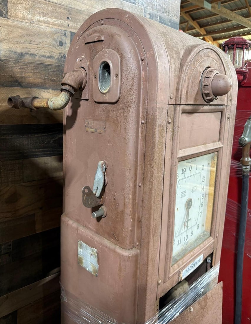 Wayne Model #866 Clockface Gas Pump - 7