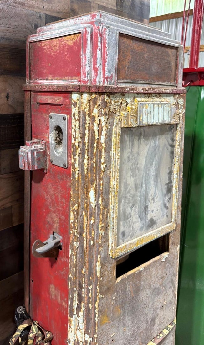 Tokheim Model #36B Computing Gas Pump - 4