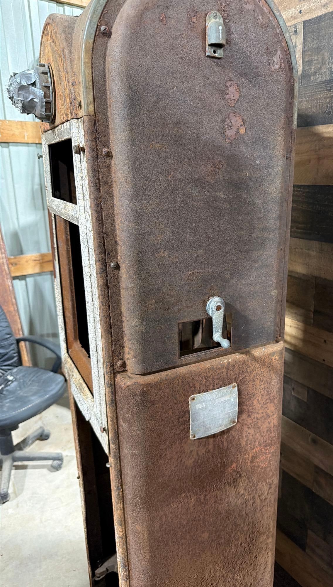 Wayne Model #60 Narrow Computing Gas Pump - 8