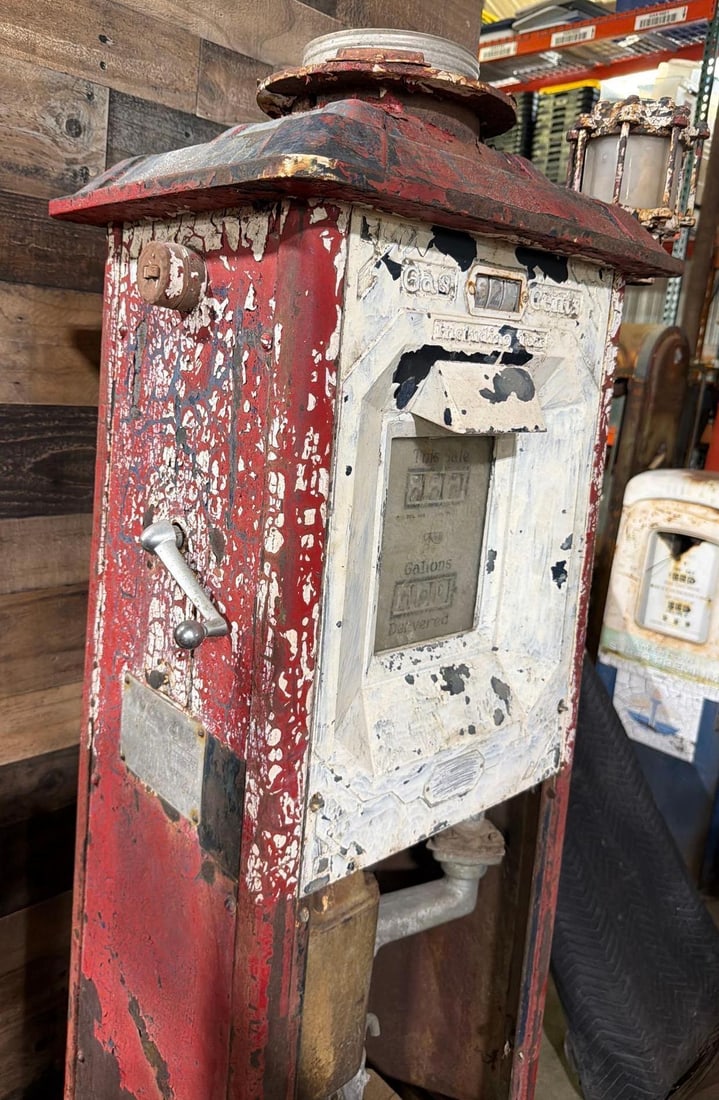 Wayne Model #40 Computing Gas Pump - 5
